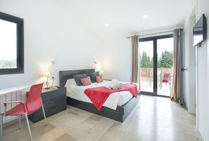 4 chambres, fer et planche Ă repasser, Wi-Fi gratuit, draps fournis