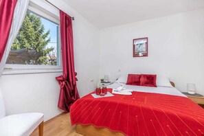 2 chambres, Wi-Fi gratuit, draps fournis