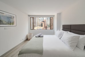 Appartement, 2 chambres | Rideaux d’obscurcissement, accès au Wi-Fi (inclus), literie fournie