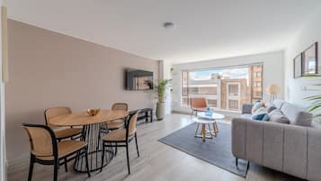 Apartment, 2 Bedrooms | Interior