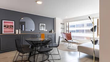Apartamento, 3 quartos | Opções para refeição