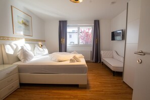 2 عدّة غرف نوم وخزنة داخل الغرفة ومكواة/لوح كي وواي فاي مجانًا