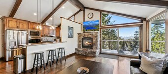 Top of Kingsbury View Home 7BR,4BA,Spa, 5 To Ski