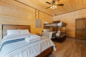3 habitaciones, wifi gratis y ropa de cama