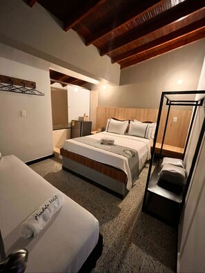 Superior Triple Room | Iron/ironing board, free WiFi - MANDALA HOTEL BOTERO (Medellín)