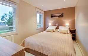 3 habitaciones, cuna de viaje y wifi gratis