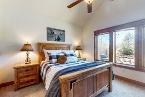 5 habitaciones, acceso a internet y ropa de cama