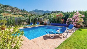 Pool - Villa Hermanas Algodonales by Ruralidays (Cádiz)