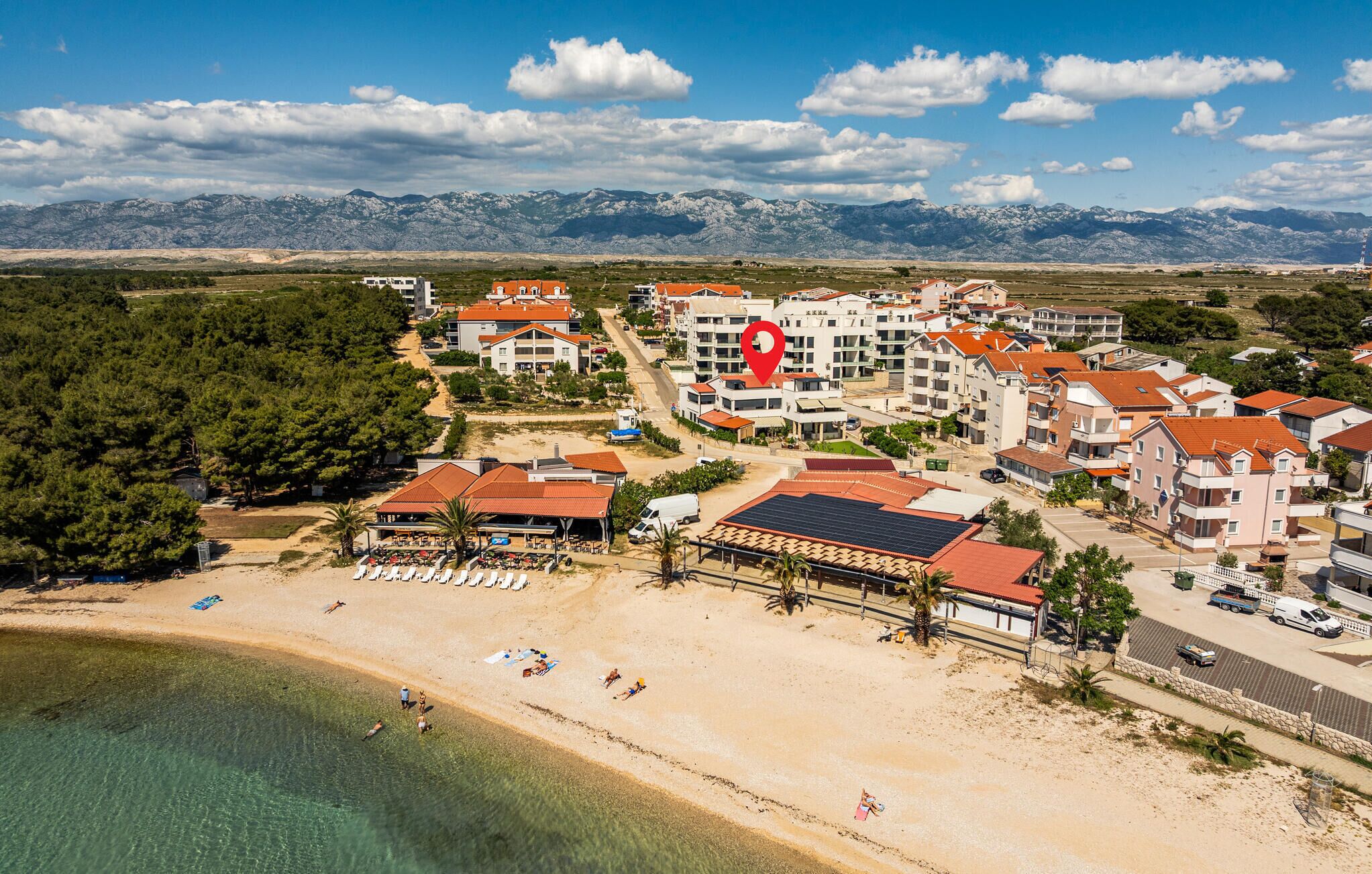Perto da praia, prática de pesca 