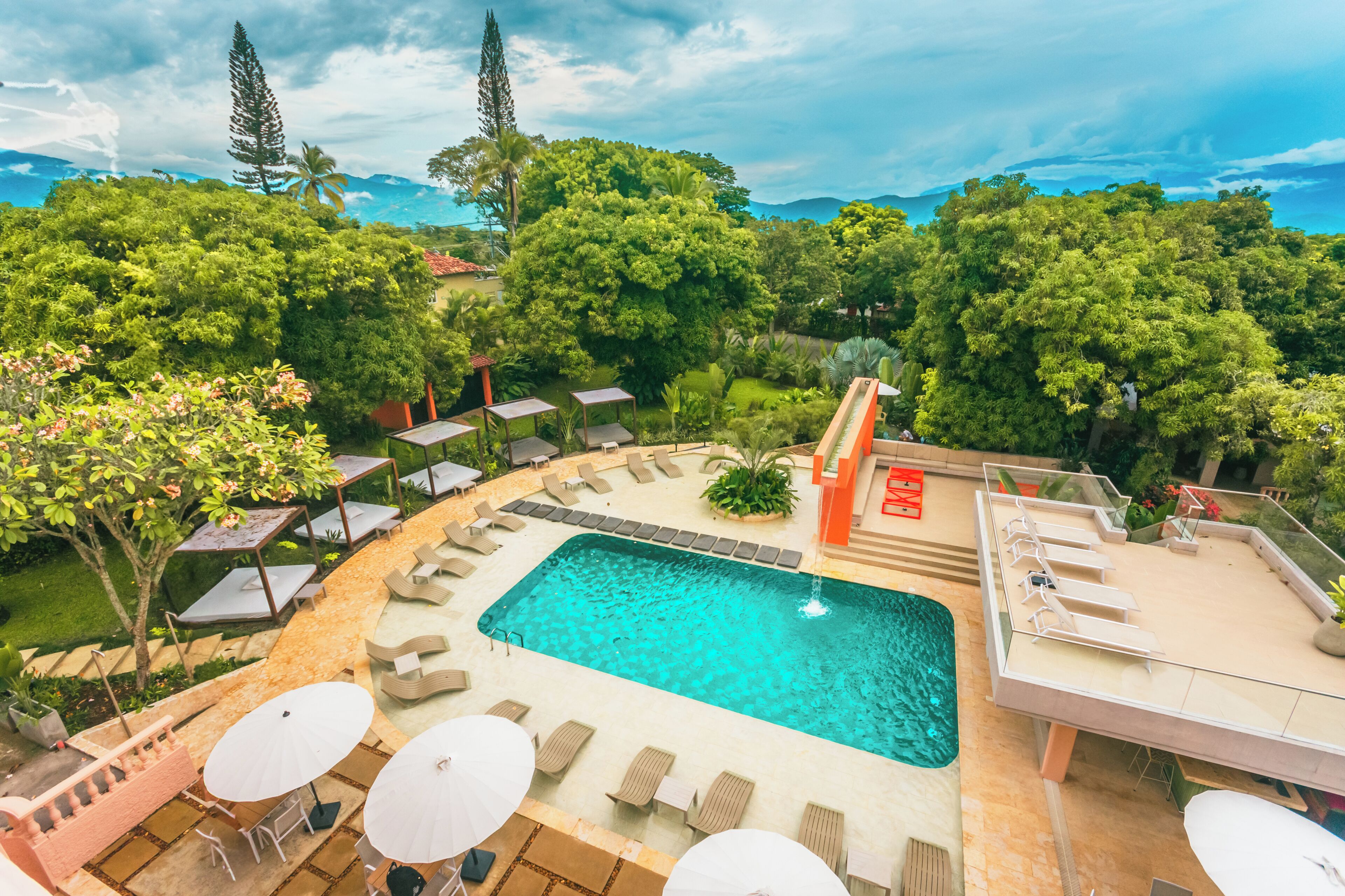 Outdoor pool, free cabanas, pool umbrellas