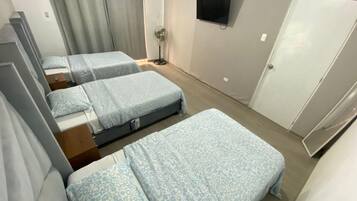 1 bedroom, in-room safe, iron/ironing board, free WiFi