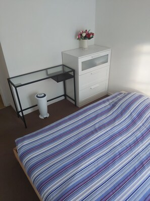 3 Schlafzimmer, Bügeleisen/Bügelbrett, WLAN, Bettwäsche