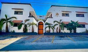 Fachada del alojamiento