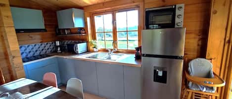 Fridge
