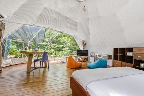 Bitzu Dome - Bijagua Riverside Glamping