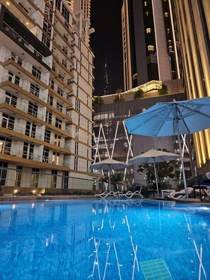 Fireplace, heated floors, printers - Khalifa Holiday's  (Dubai)