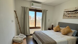 2 多间卧室、熨斗/熨衣板、WiFi、床单