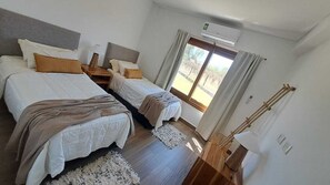 2 bedrooms, WiFi, bed sheets