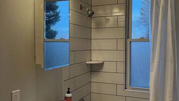 Towels, soap, shampoo, toilet paper