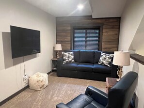 Smart TV, DVD player