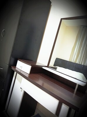 2 bedrooms, in-room safe, free WiFi, bed sheets