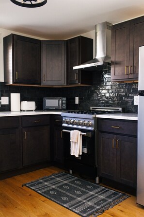 Microwave, stovetop, coffee/tea maker, cookware/dishes/utensils - The Mane & Co - No. 8 (Chambersburg)