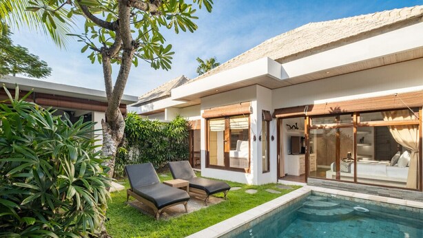 Pool - Villa private Pool in Seminyak, Car Park fast WIFI (seminyak)