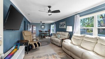 Smart TV, fireplace, video games