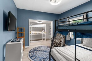 3 Schlafzimmer, Bügeleisen/Bügelbrett, WLAN, Bettwäsche