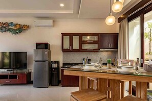 冰箱、微波炉、炉灶、茶具/咖啡用具