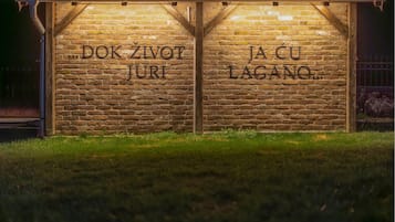 Enceinte de lâhĂ©bergement