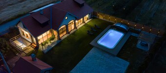 Schönes Haus in Karanac mit Sauna