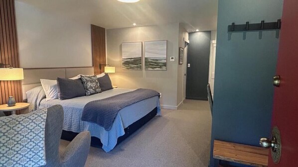 Quarto casal luxo, 1 cama King, para não fumantes, vista para o jardim