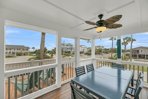 Outdoor dining - Stella Maris-Beautiful Deluxe Home w/ Private Pool & Ocean Views;Across from Beach Access (Edisto Beach)