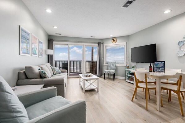 Tv, dvd-spelare och böcker