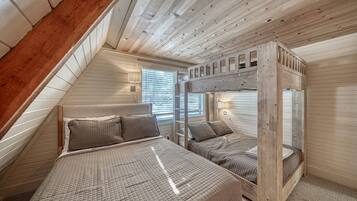 2 camere, una scrivania, Wi-Fi gratuito, lenzuola