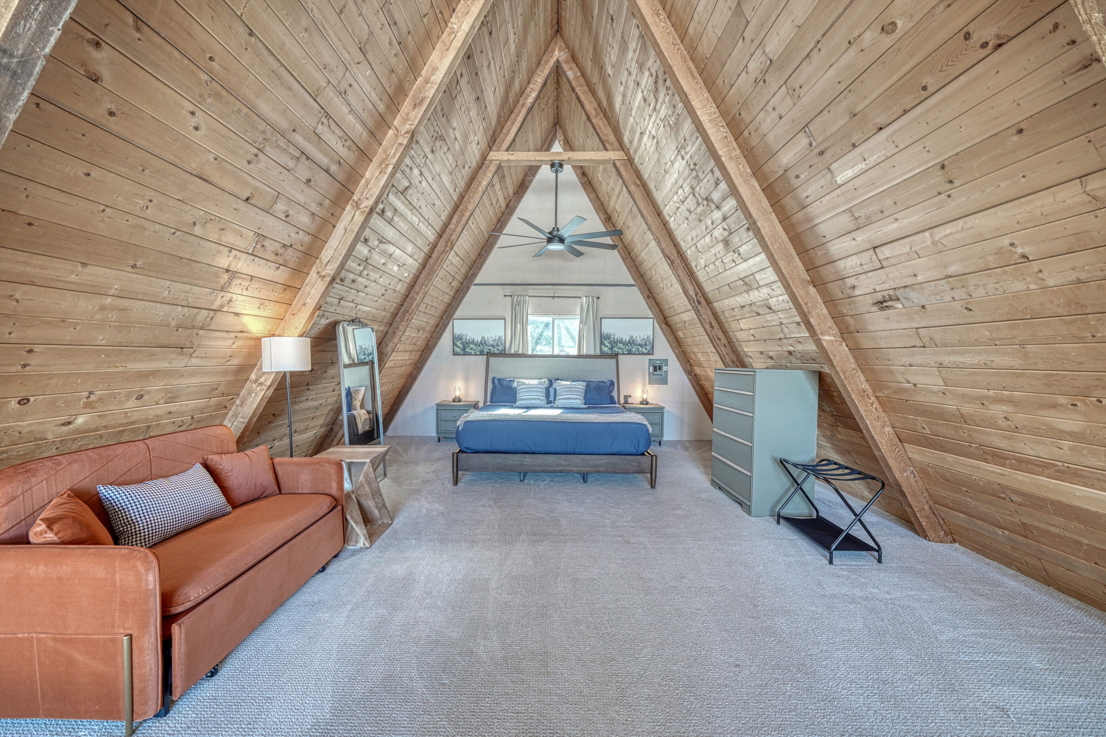 2 間睡房、書桌、免費 Wi-Fi、床單