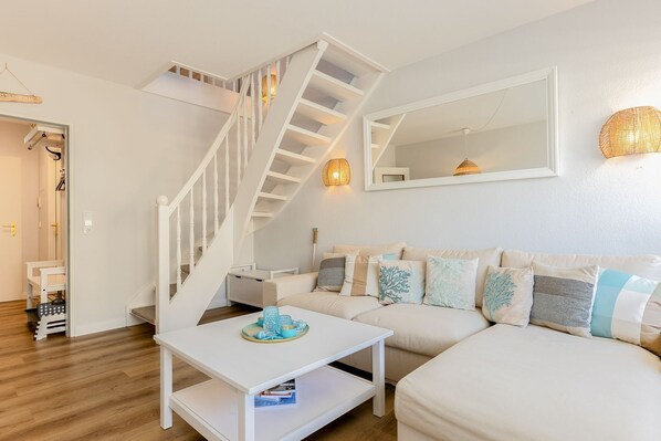 Télévision, chaîne hi-fi