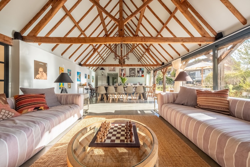 Splendid 1,000 Year Old Medieval Manor House Sleeps Up To 14 Or 22- Flemings Hall - Norfolk