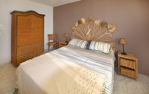 3 habitaciones, cuna de viaje, wifi gratis y ropa de cama 