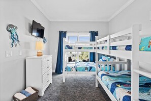 4 bedrooms, desk, iron/ironing board, travel cot