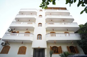 Fachada del alojamiento