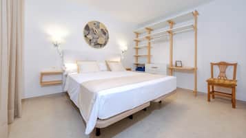 2 slaapkamers, een kluis op de kamer, een strijkplank/strijkijzer