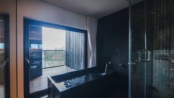 1 habitación, minibar, caja de seguridad en la habitación y wifi gratis