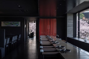 Restaurant - JIJIJIN Mastsuyama (Tobe)