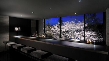 Bar (en la propiedad)