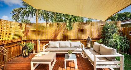 Tropical Retreat. Stunning Home in North Miami Beach.