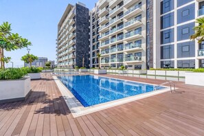 Pool - Chic Studio with Private Balcony (Dubai)