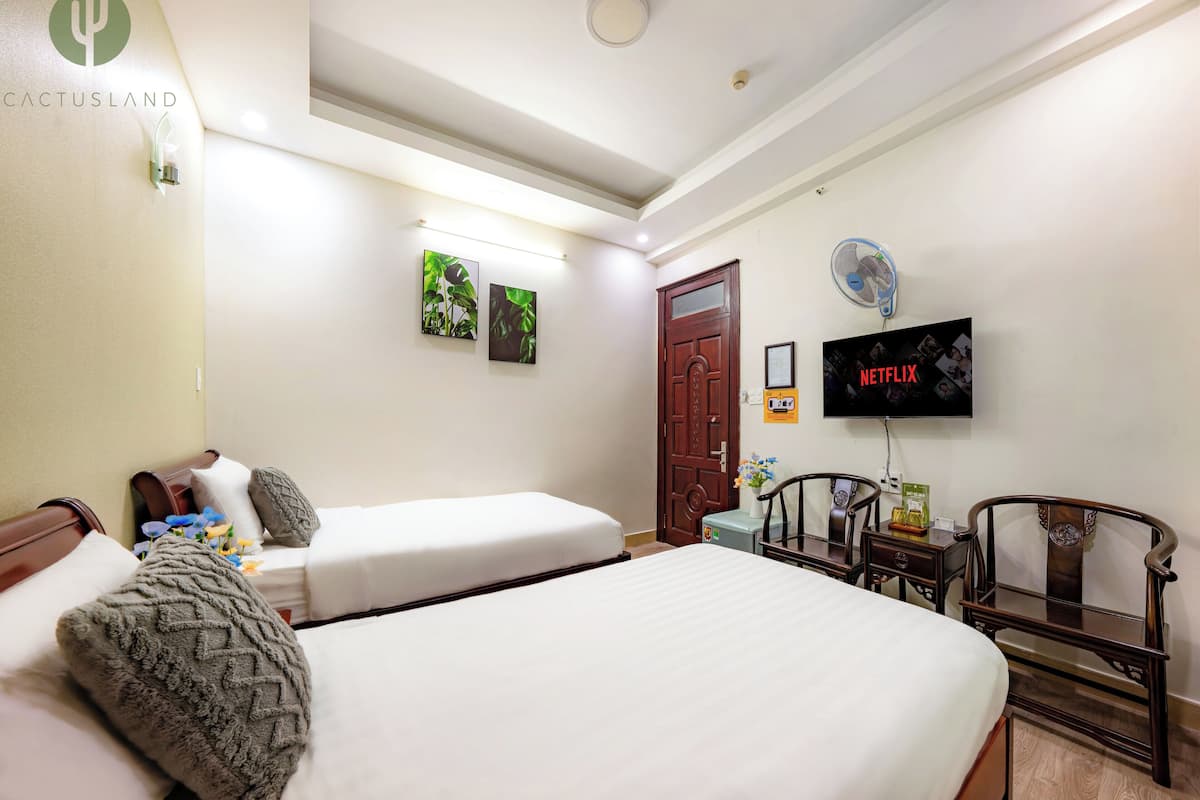 Superior Twin Room | 1 bedroom, desk, free WiFi, bed sheets