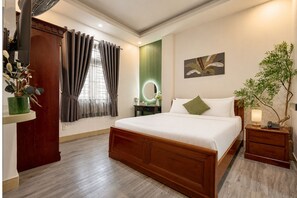 ห้องดีลักซ์, วิวเมือง | โต๊ะทำงาน, Wi-Fi ฟรี, ผ้าปูที่นอน